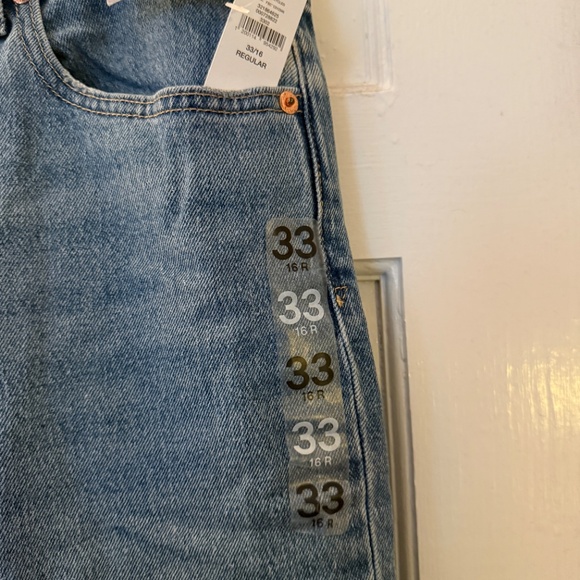 Gap High Rise 90s Straight Jeans NWT Size 33 - Picture 3 of 5